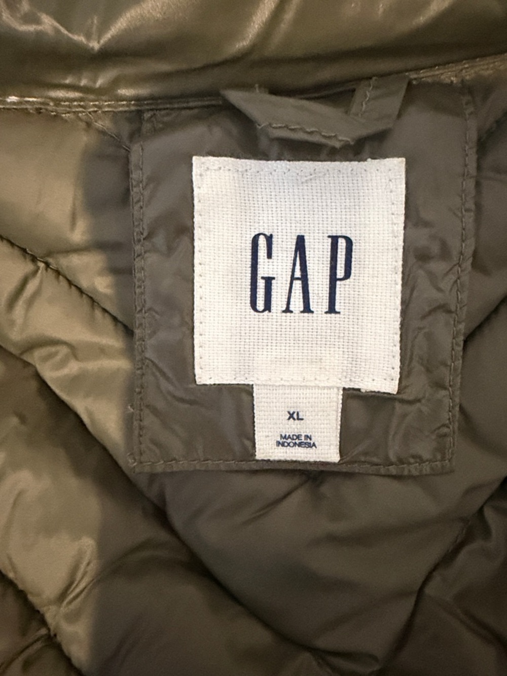 GAP Primaloft Cold Control Lite
Puffer Jacket Size XL EUC - Picture 6 of 8